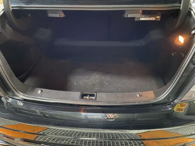 M-BENZ賓士 C63 AMG  第13張相片