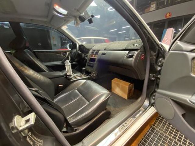 M-BENZ賓士 E240  第16張相片