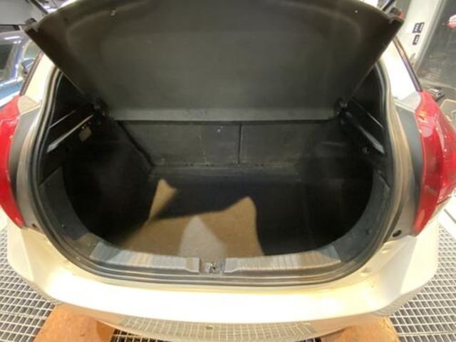 TOYOTA豐田 YARIS  第11張相片