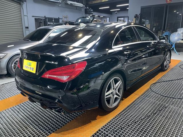 M-BENZ賓士 CLA250  第2張相片