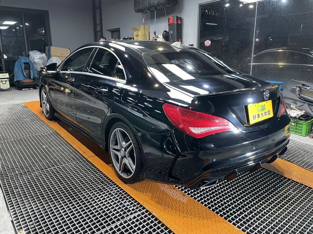 M-BENZ賓士 CLA250  第8張相片