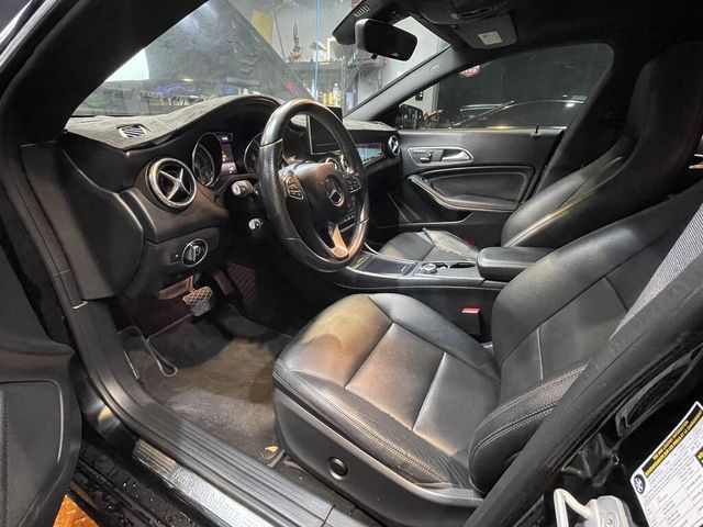 M-BENZ賓士 CLA250  第9張相片