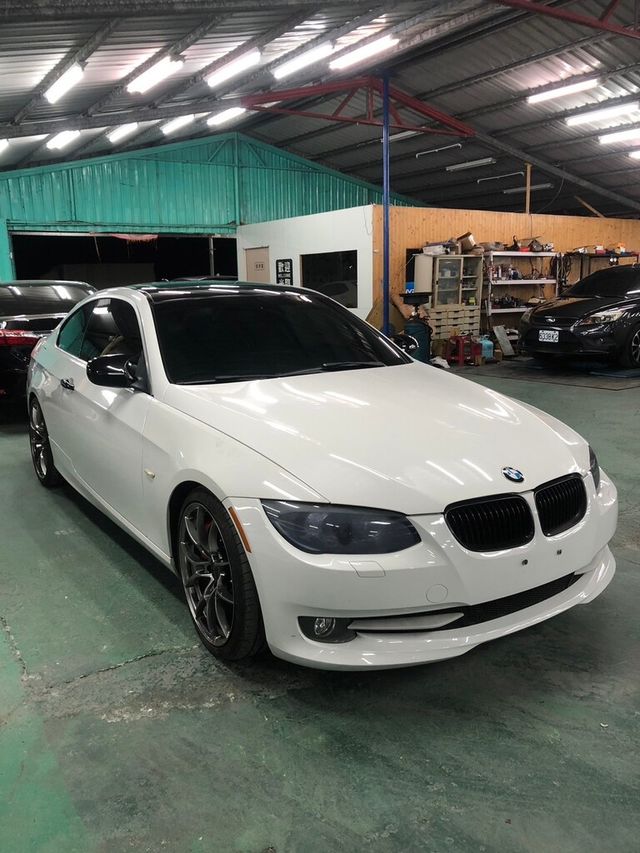 BMW寶馬 335I COUPE  第3張相片