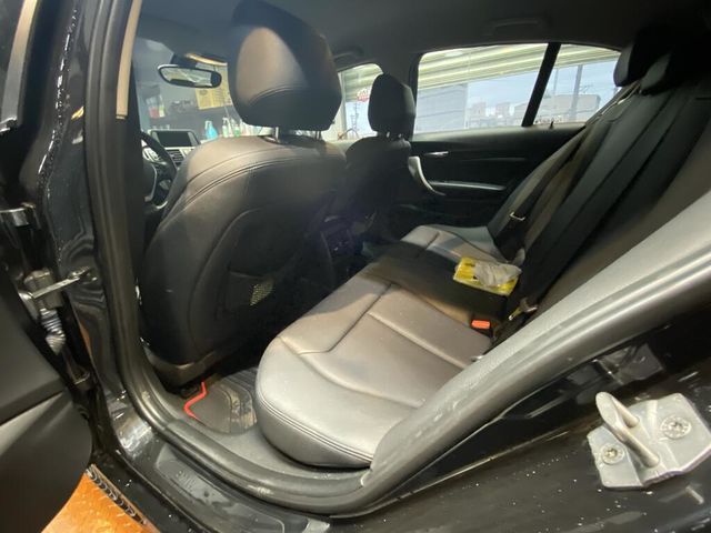 BMW寶馬 120D  第14張相片
