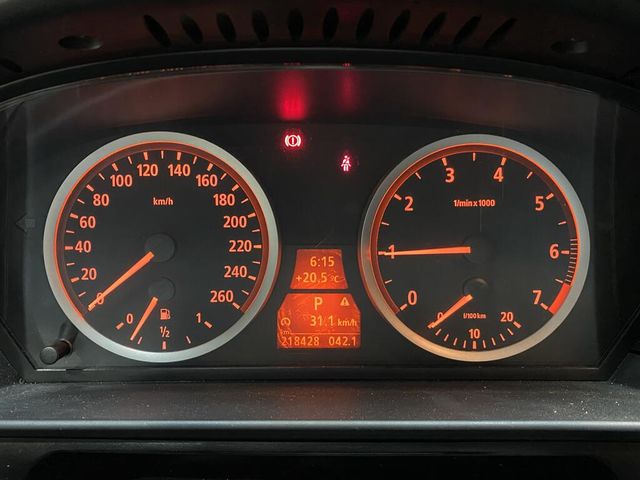 BMW寶馬 520I  第13張相片