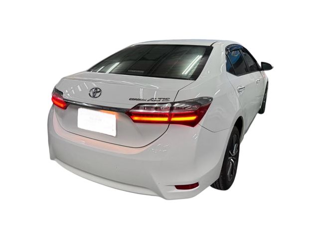 TOYOTA豐田 ALTIS  第2張相片
