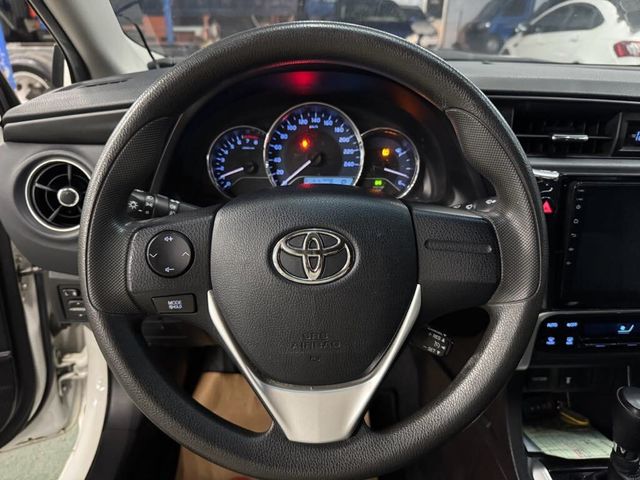 TOYOTA豐田 ALTIS  第5張相片