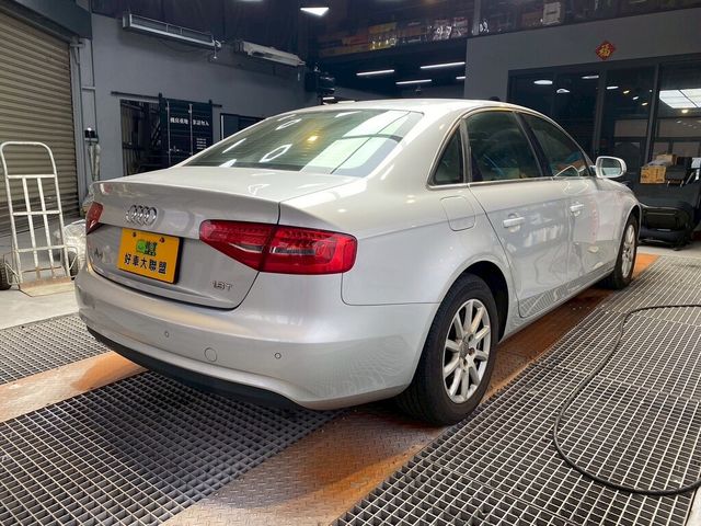 AUDI奧迪 A4  第2張相片