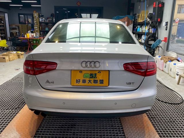 AUDI奧迪 A4  第4張相片