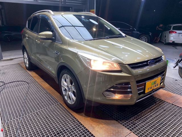 FORD福特 KUGA  第7張相片