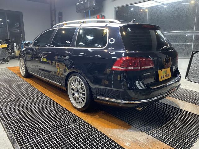 VOLKSWAGEN福斯 PASSAT VARIANT  第10張相片