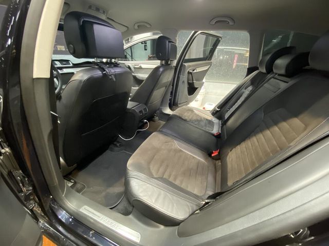 VOLKSWAGEN福斯 PASSAT VARIANT  第11張相片