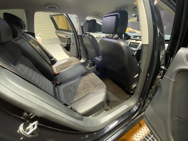 VOLKSWAGEN福斯 PASSAT VARIANT  第13張相片
