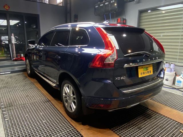 VOLVO富豪 XC60  第12張相片