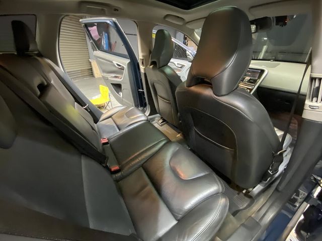 VOLVO富豪 XC60  第16張相片