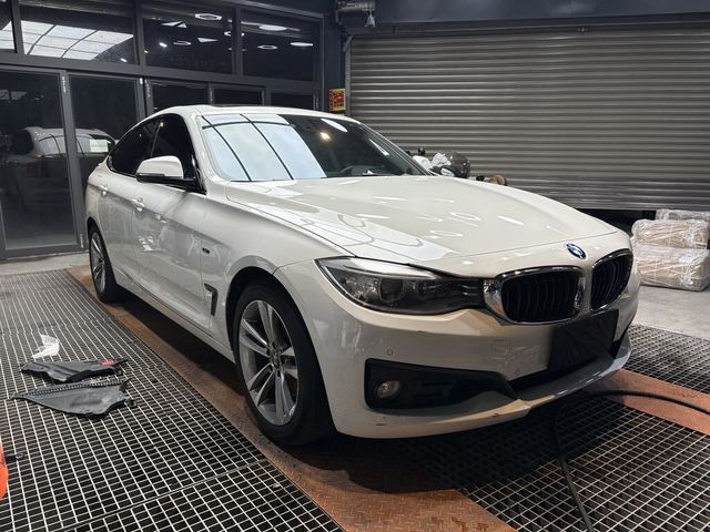 BMW寶馬 328I GT  第3張相片