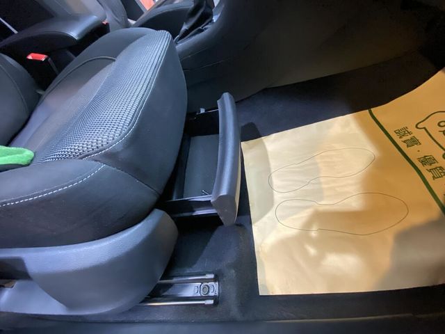 VOLKSWAGEN福斯 SHARAN  第18張相片