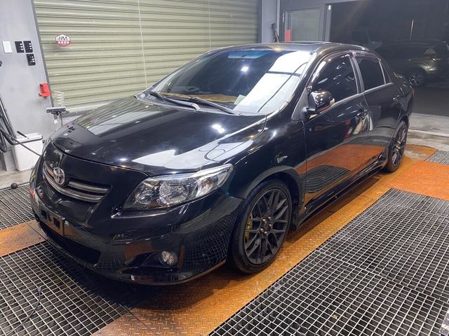 TOYOTA豐田 ALTIS  第1張相片