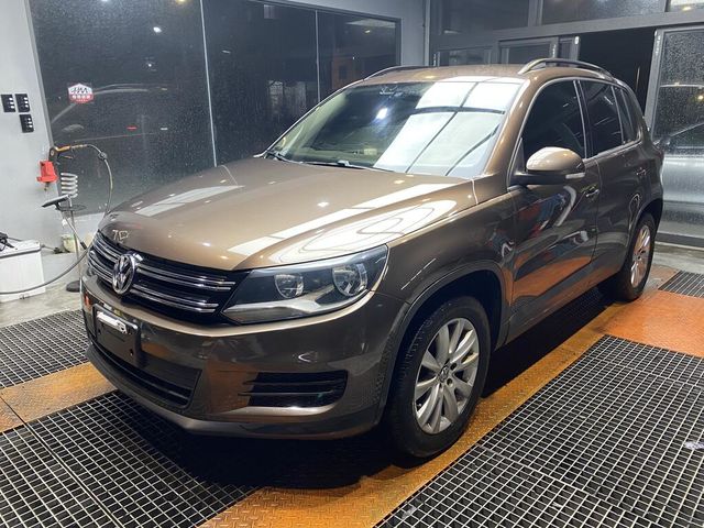 VOLKSWAGEN福斯 TIGUAN  第1張相片