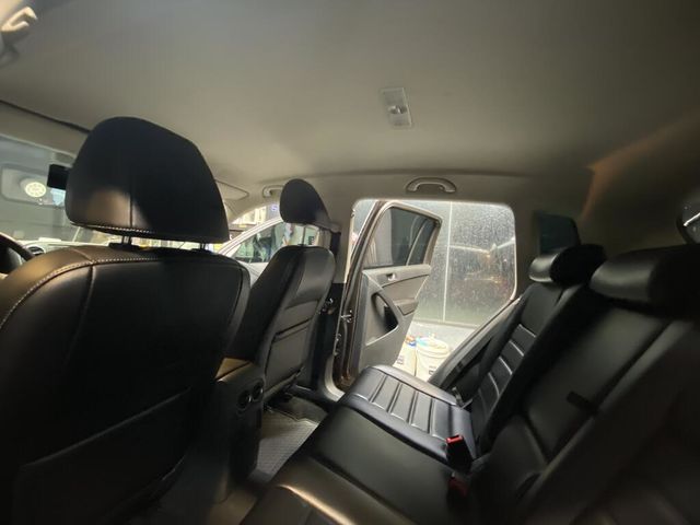VOLKSWAGEN福斯 TIGUAN  第6張相片
