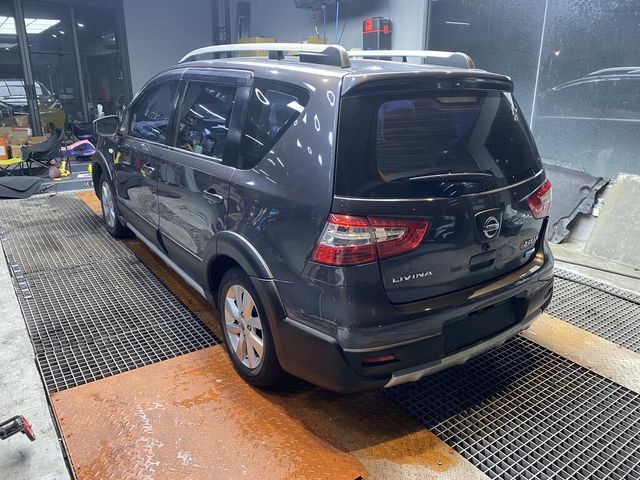 NISSAN日產 LIVINA  第8張相片