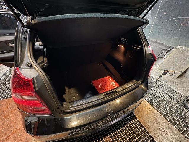BMW寶馬 120D  第11張相片