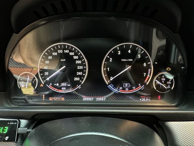 BMW寶馬 528I  第8張相片