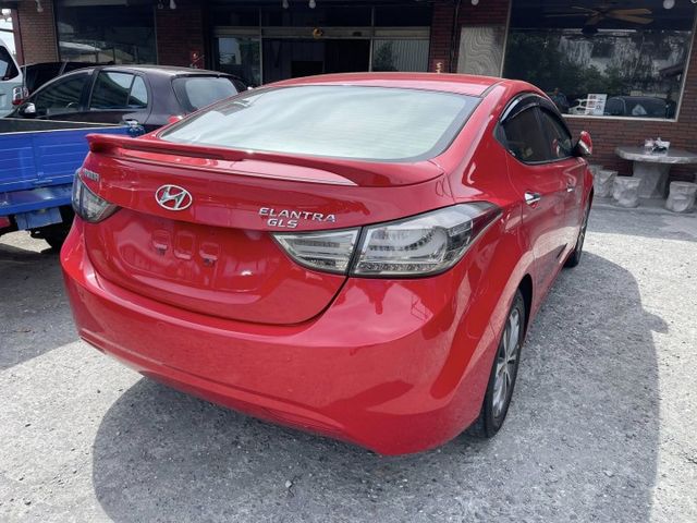 ELANTRA  第4張相片