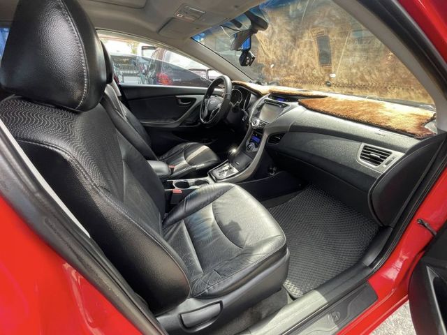 ELANTRA  第5張相片