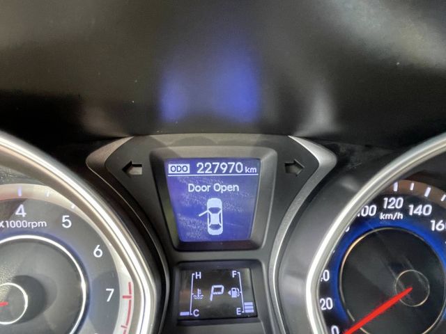 ELANTRA  第8張相片