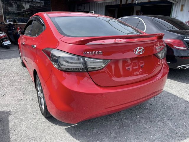 ELANTRA  第15張相片