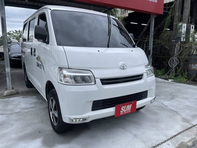 TOWN ACE VAN  第14張相片