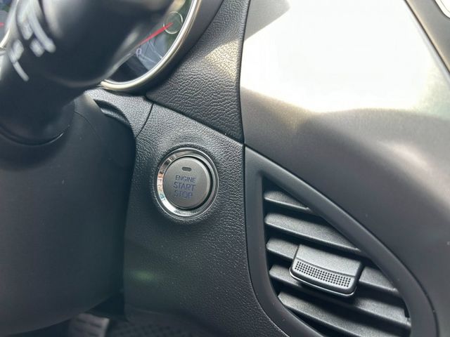 ELANTRA  第3張相片