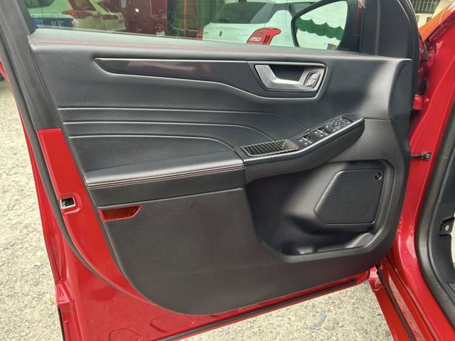 KUGA  第10張相片