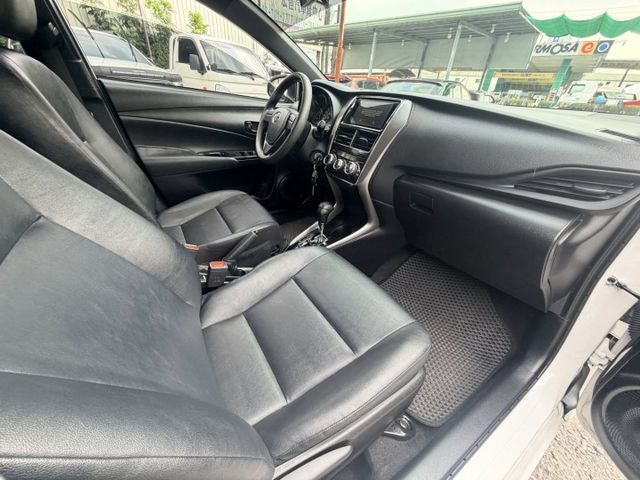 YARIS  第10張相片