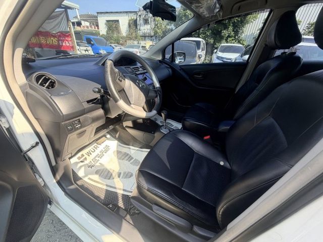 YARIS  第13張相片