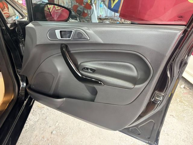 FIESTA  第12張相片