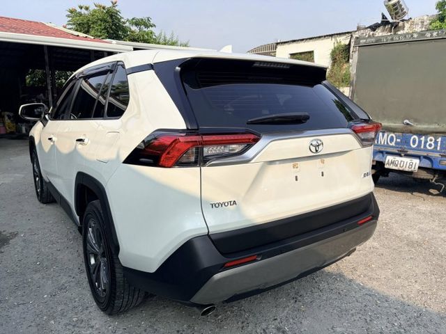 RAV4  第9張相片
