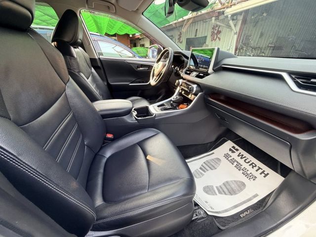 RAV4  第11張相片