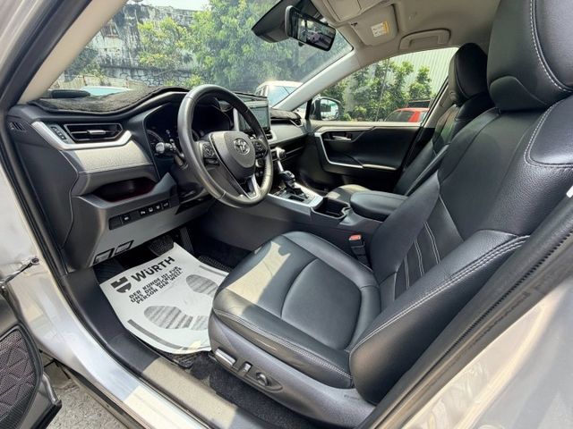 RAV4  第5張相片