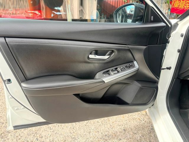 SUPER SENTRA  第12張相片