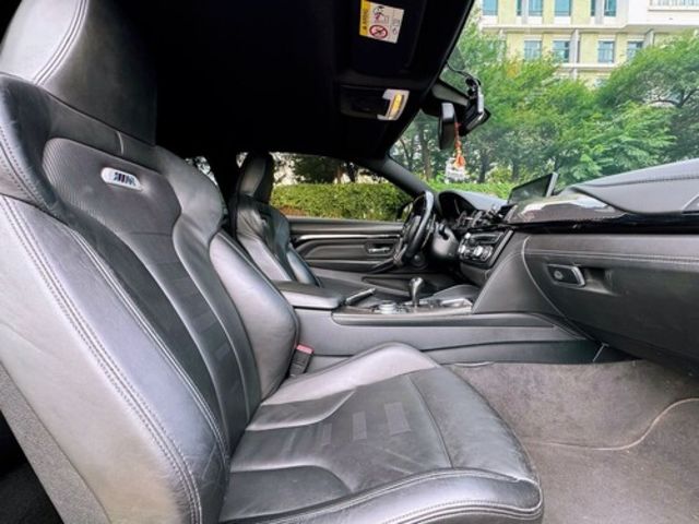 BMW寶馬 M4 COUPE  第8張相片
