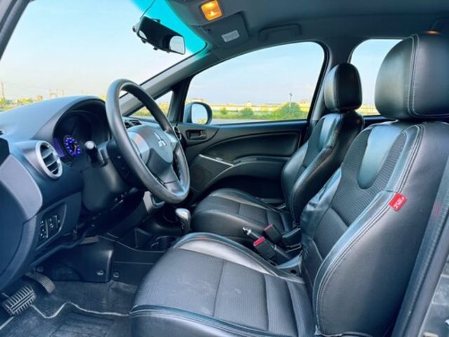 MITSUBISHI三菱 COLT PLUS  第7張相片