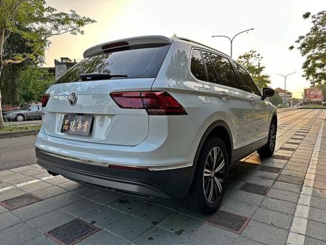 VOLKSWAGEN福斯 TIGUAN  第4張相片