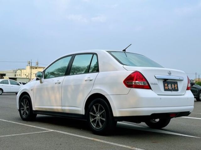 NISSAN日產 TIIDA  第6張相片