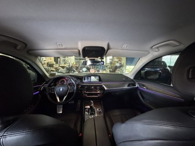 BMW寶馬 520I  第8張相片