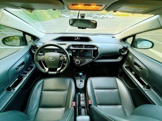 TOYOTA豐田 PRIUS C  第9張相片
