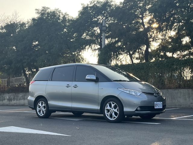 TOYOTA豐田 PREVIA  第3張相片