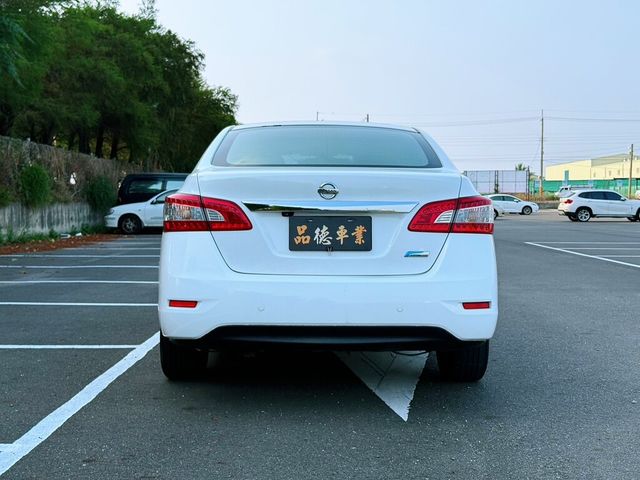 NISSAN日產 SENTRA  第5張相片