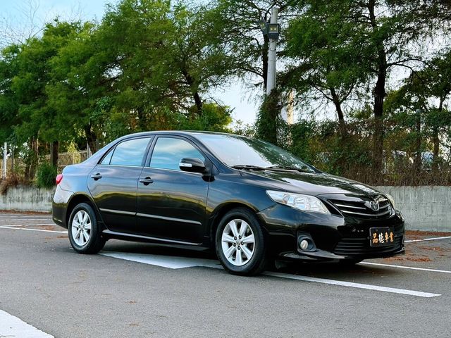 TOYOTA豐田 ALTIS  第3張相片